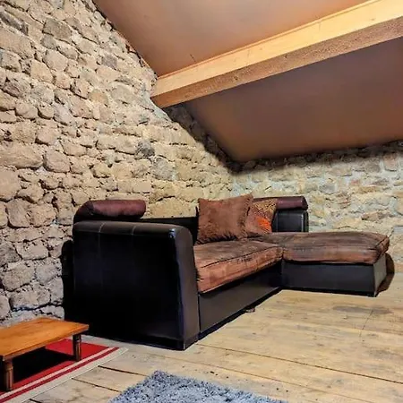 Les Gouttes Hotes - Maison De Charme Essertines-en-Châtelneuf