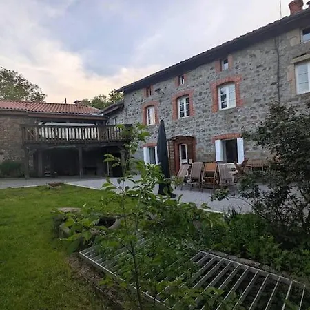 Casa vacanze Les Gouttes Hotes - Maison De Charme Essertines-en-Châtelneuf
